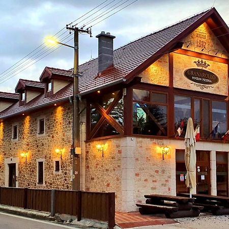 Granarollo Penzión Pizzeria Mlynany Exterior foto